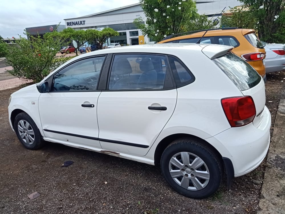 Volkswagen Polo(2010-2012) Trendline 1.2l P